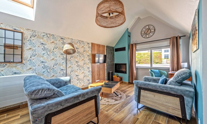 Sibiril House | Ty Gard Thalvis - One Bedroom House, Sleeps 2