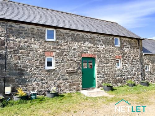 St Brides House | Ty Helygen - A Beautiful Rural Cottage in St Davids