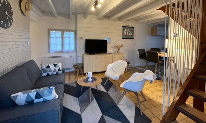 Landeda House | TY MANOA - Pretty house 50m from the sea