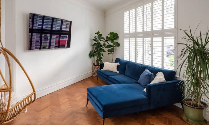 Roath House | Ty Triongl - Stunning Home Near City Centre nn