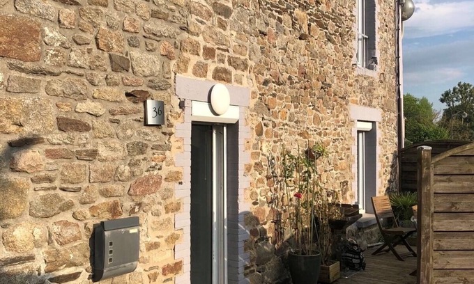 Mont-Dol House | Ty Viviana - Charming 19th century home nearby St-Malo, Cancale & Mont St-Michel