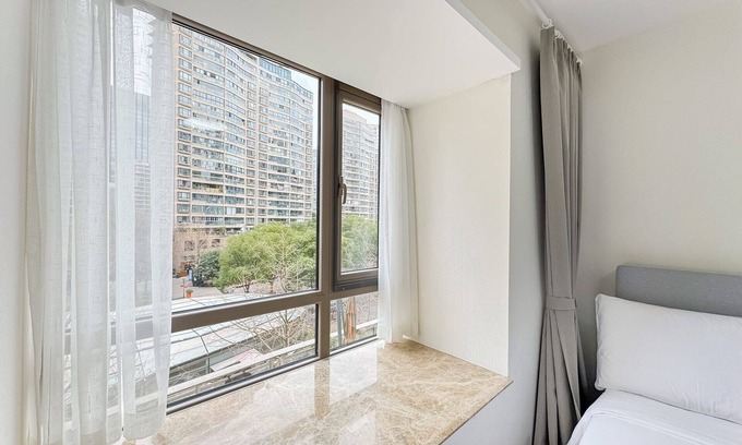 Gubei Apartment | Tyms 3BR 2BA Apt Gubei CBD Near Line10