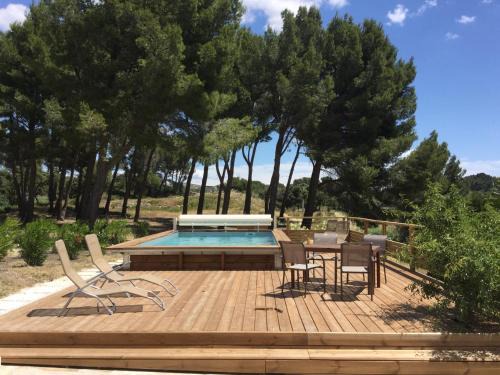 Maussane-les-Alpilles House | typical provencal farm in an exceptional natural site, the alpilles park - 8 people.