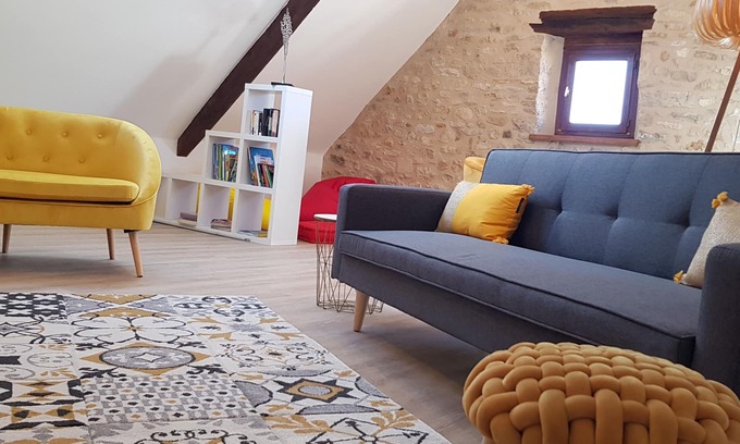 Coussergues House | Typical renovated house in the center of a village