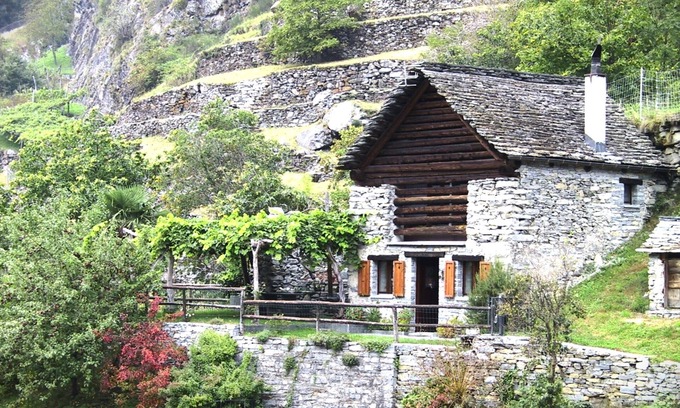 Foroglio House | Typical rustico in the rear Maggia Valley on a sunny hillside on the edge of the village