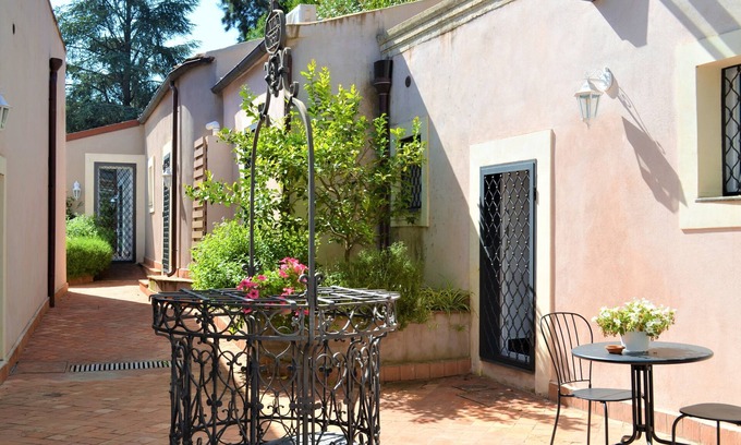 Valverde Villa | Typical villa of '800, renovated, ideal location for visiting Etna and the sea