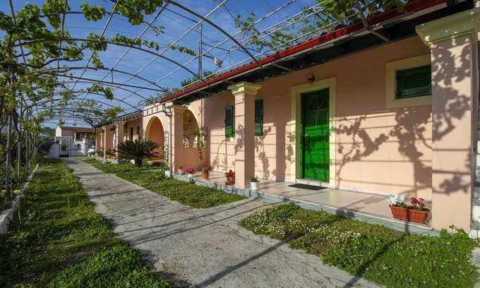 Roda Apartment | Tzoras Studio 3 Roda Corfu