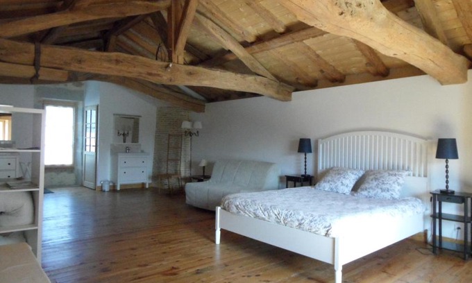 Auros Bed & Breakfast | U CAMPANA
