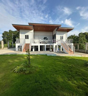 Laoac Villa | U Cube Staycation