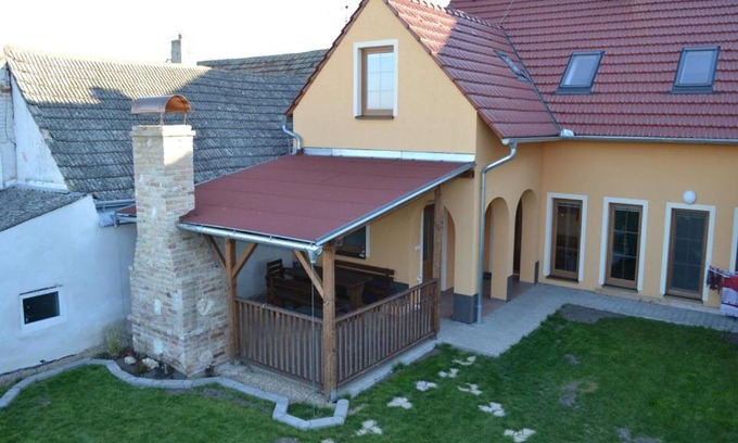 Horni Vestonice House | U Jeřába - komplex B
