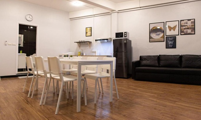 Bang Na Apartment | U4 Large 2 bed rooms full kitchen 200m to BTS
