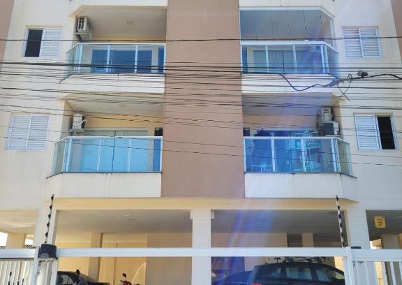 Umuarama Apartment | Ubatuba - Apartamento no Centro da Cidade próximo a restaurantes e às grande, centro, Itaguá, etc.