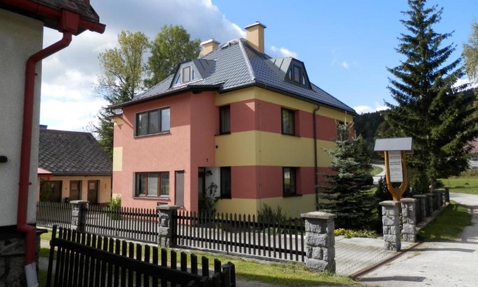 Destne House | Ubytování Verner