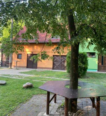 Brezi Apartment | Ubytování nad sklípkem