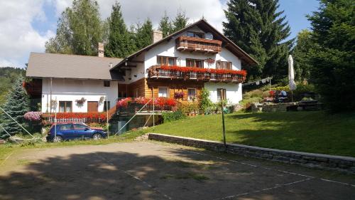 Mladkov House | Ubytování Petrovičky