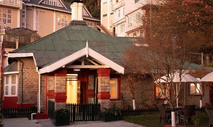 Darjeeling Villa | Udaan Cedar Cottage