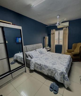 Ijok Apartment | UITM Puncak Alam Cozy Blue Escape