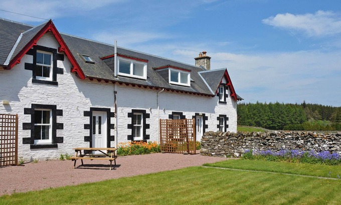 Hawick Cottage | UK35715 - South Cottage