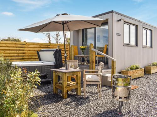 Holyhead House | Uk39216 - Swn Y Mor