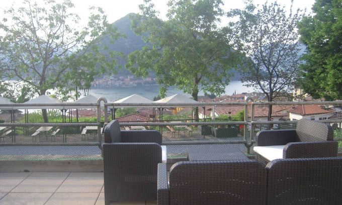 Sulzano Apartment | Uliveto holiday home