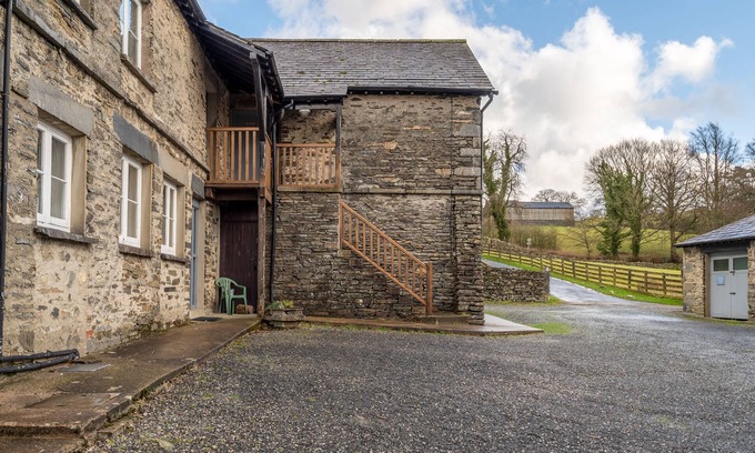 Near Sawrey Apartment | Ullswater - sleeps 4 guests in 2 bedrooms