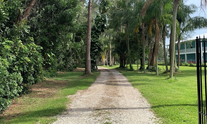 Bradenton Apartment | Ultimate Florida Vacation: Fishing, kayaking, swimming, …peace