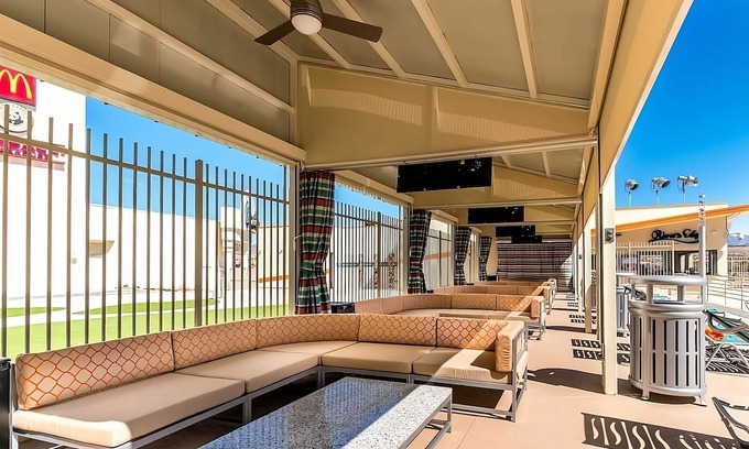 Laughlin Hotel | Ultimate Getaway! 2 Modern Units, Pool, Casino, Game Room, Nearby Riverwalk!