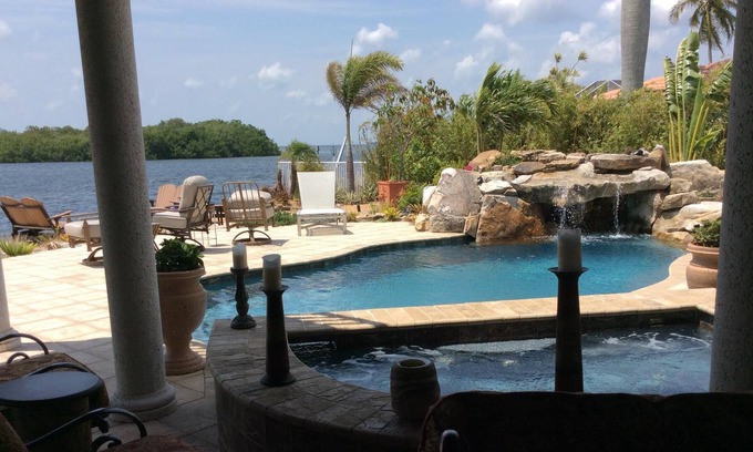 Matlacha House | Ultimate luxury resort style home on Matlacha