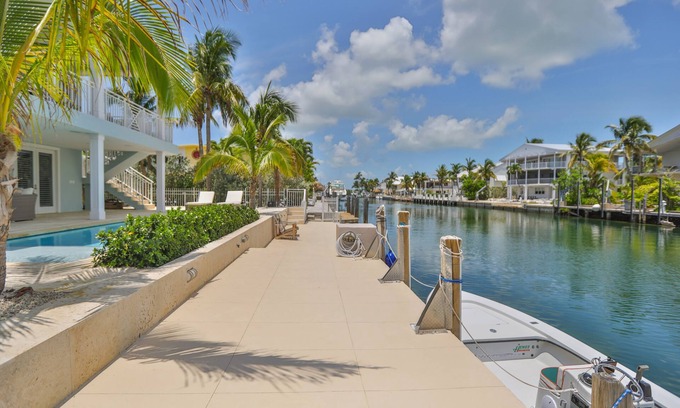 Venetian Shores House | Ultimate luxury vacation home in Islamorada, Florida!