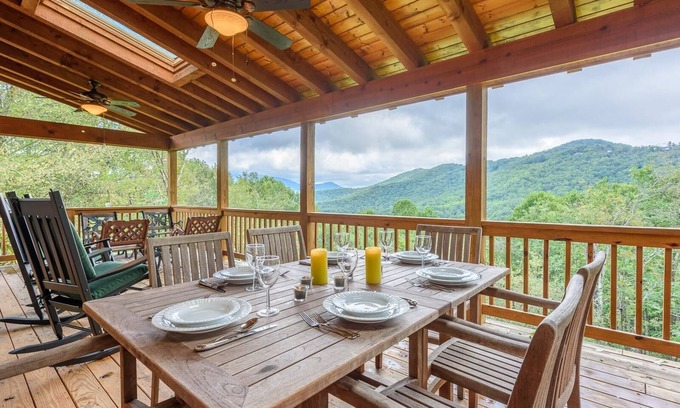 Boone Cabin | Ultimate Mountain Getaway for Nature Lovers