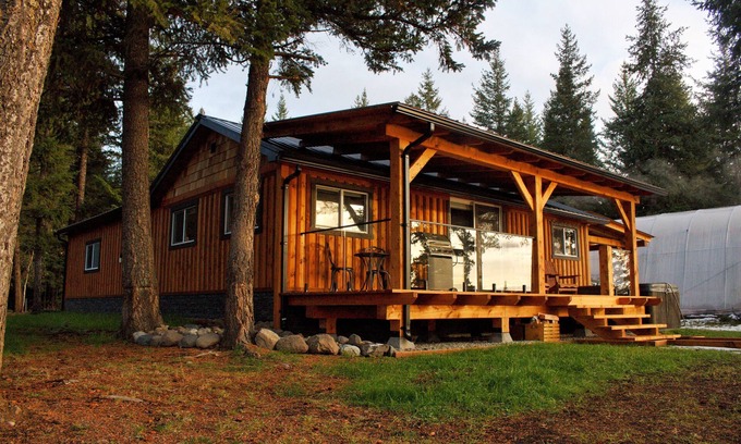 Cariboo Chilcotin Coast Cabin | Ultimate Private Lake Hideaway with Hot Tub