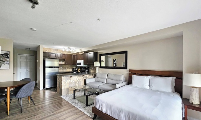 Quail Ridge Apartment | Ultimate Relaxation Awaits! Amazing Golf Course Views - 205A
