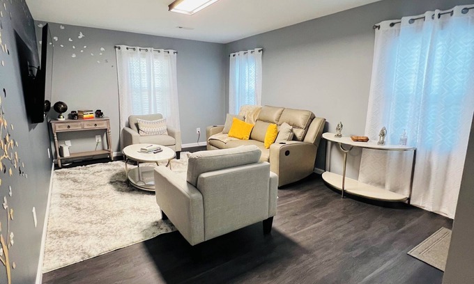 Lenoir House | Ultimate Relaxation Near Downtown Lenoir.