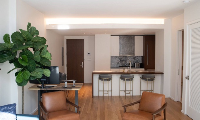 Little Italy Condo | Ultra High-End Condo Designed by Lenny Kravitz in Hottest Area of NYC (Nolita)