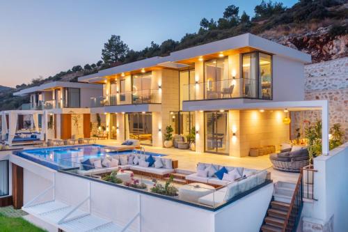 Kalkan Villa | Ultra luxurious magnificent sea view villa in Kalkan Kalamar bay 2