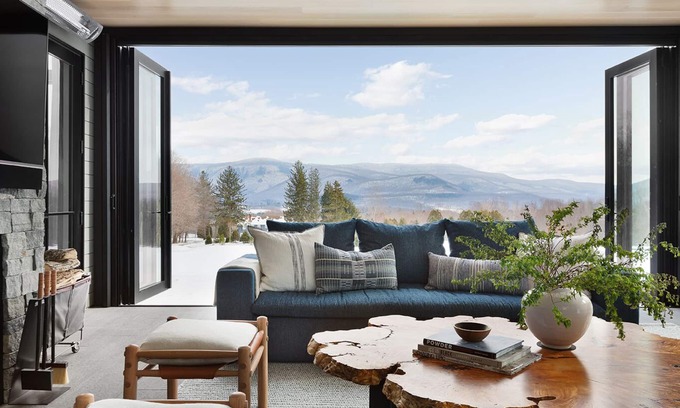 Williamstown House | Ultra Luxury new home in Berkshires/3 miles from Williams College