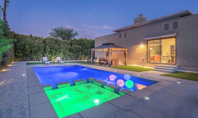 B-Bar-H Ranch House | Ultra-modern desert home w/private pool & spa.12 mins to downtown Palm Springs!
