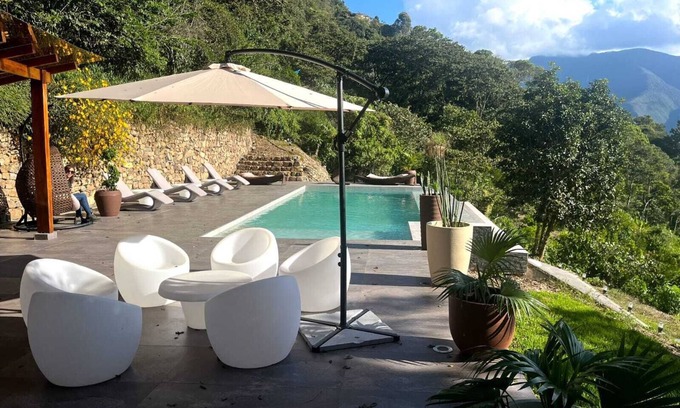 Coroico Hotel | UMA experience