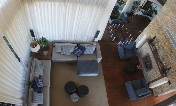 Morro das Pedras House | Uma Mansão em Frente a Praia que Permitira o Descanso e Contato com a Natureza