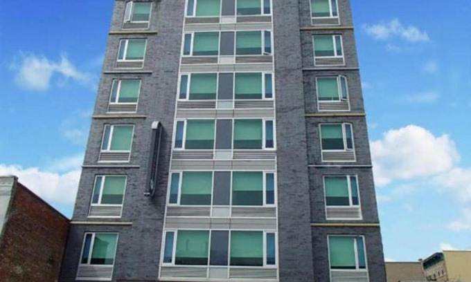 West Bronx Hotel | Umbrella Hotel Bronx