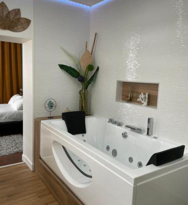Moulins Apartment | Un instant de pur bonheur