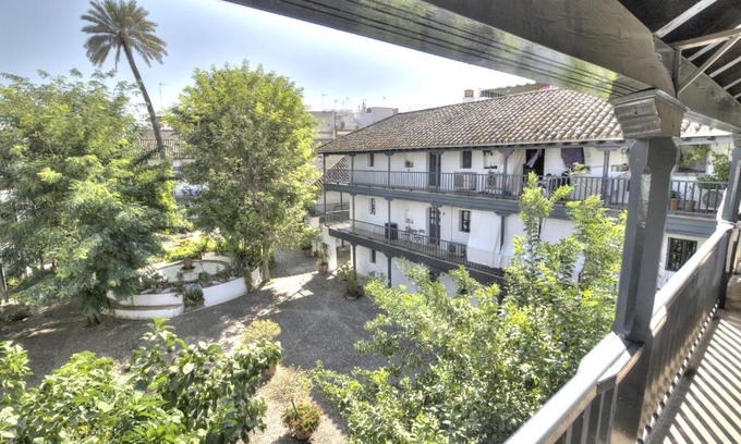 Santa Catalina Apartment | Un Oasis en el Corazón de Sevilla