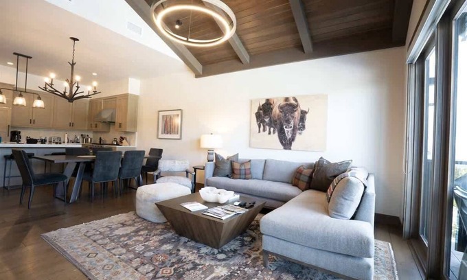 Big Sky Condo | Unbeatable Ski-In/Ski-Out 2 Bedroom Condo