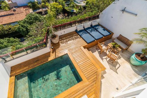 Leblon Apartment | Unbelievable PH, Leblon! Amazing view and privacy!