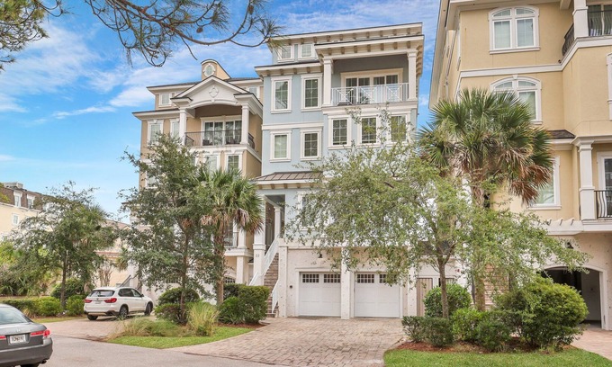 Folly Field House | Unbelievable Hilton Head Home on the Beach