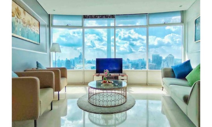Golden Triangle Condo | Unblocked KL Tower View | 3Min Walk to KLCC @ 4-5 Pax 中文房东