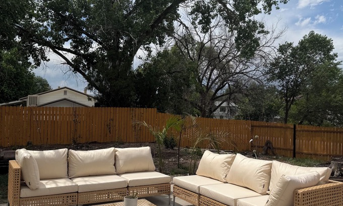 Cimarron Hills House | Under The Fig Tree - A Sanctuary of Stillness and Beauty beneath Pikes Peak