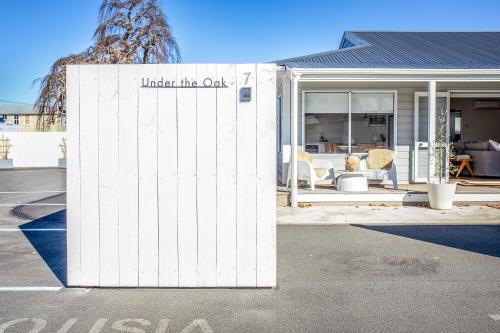 Greytown House | Under the Oak