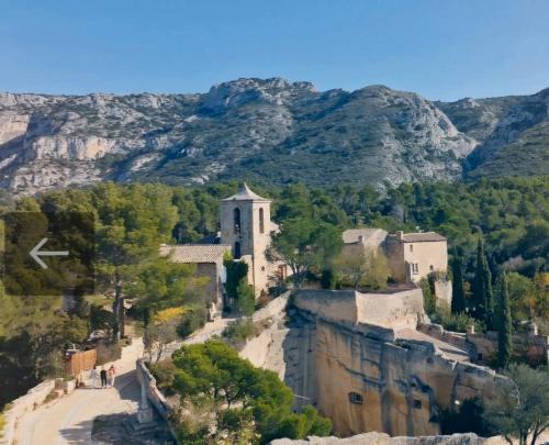 Taillades Apartment | Une parenthèse en luberon, jacuzzi