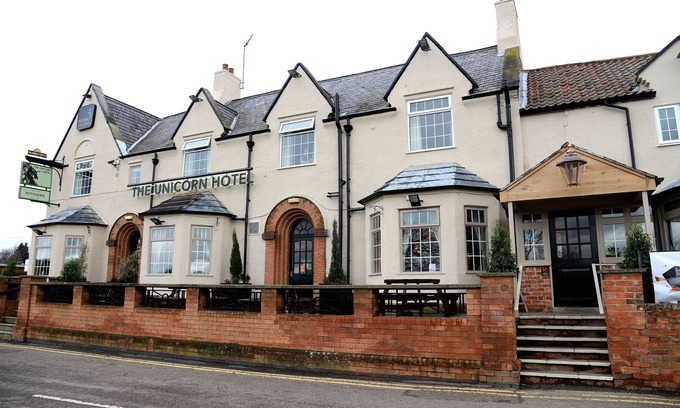 Gunthorpe Hotel | Unicorn, Gunthorpe by Marston's Inns